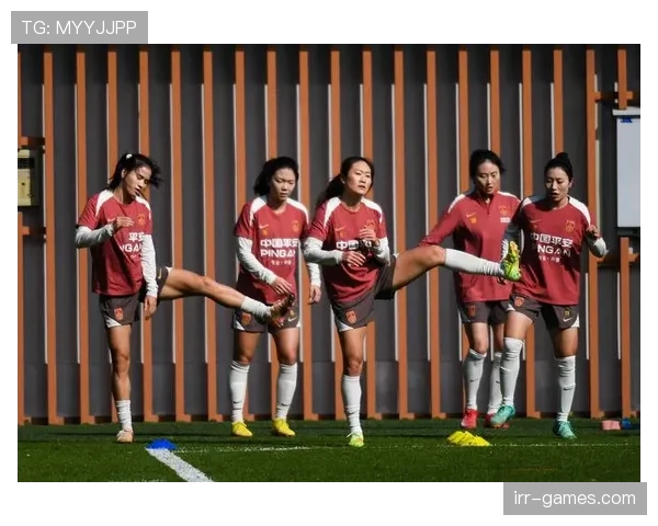 冬季集训全面启动，足球队状态回暖积极备战新赛季