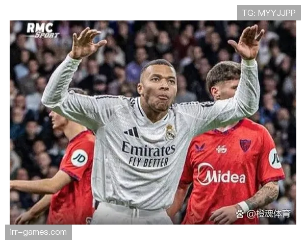 姆巴佩入选FIFA最佳阵容，状态回暖彰显足球新星实力